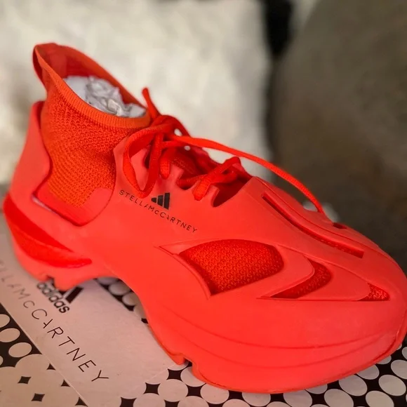 ADIDAS BY STELLA MCCARTNEY SPORTSWEAR RUNNERS! - Picture 4 of 9